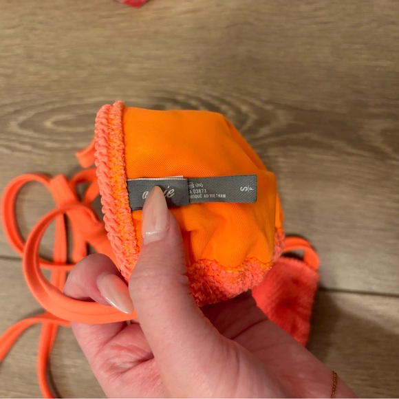 Bikini top bundle - Picture 12 of 12